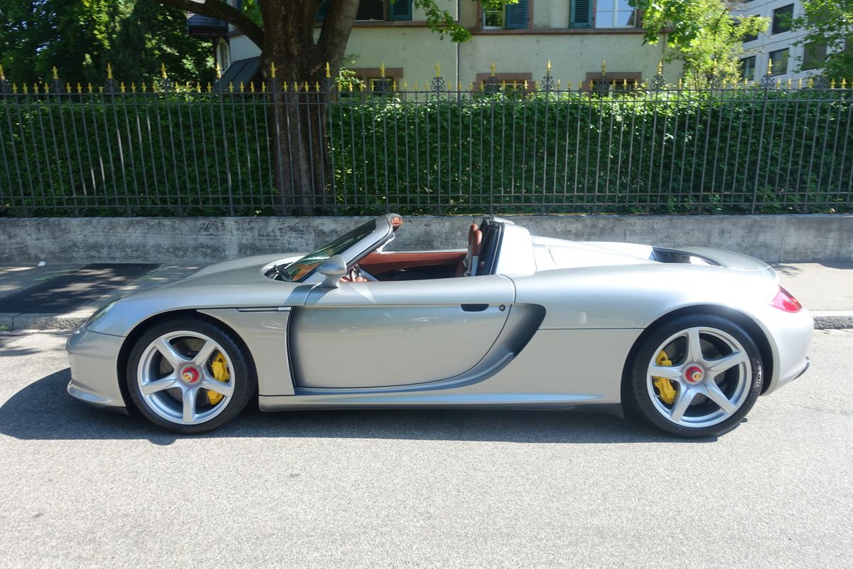 Porsche Carrera GT