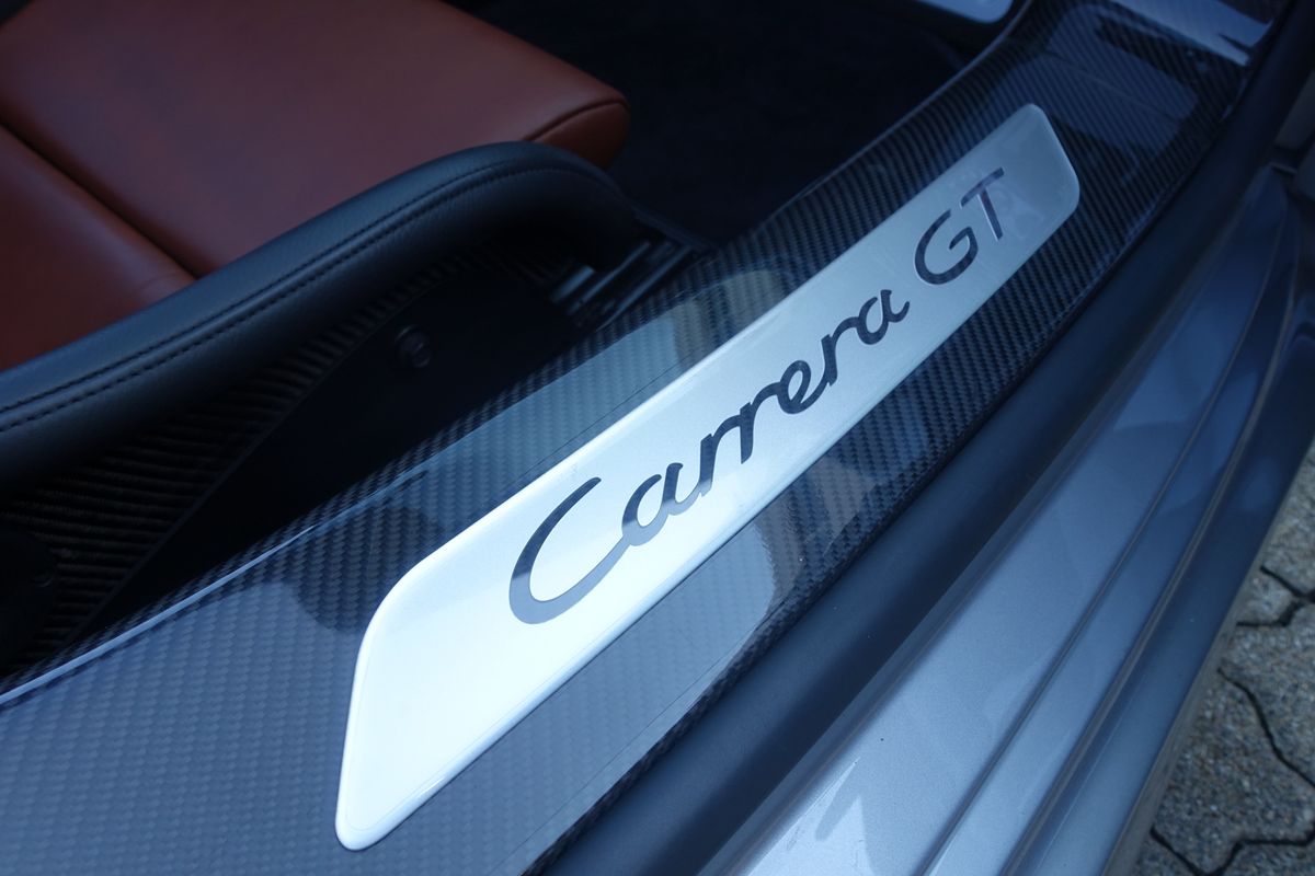 Porsche Carrera GT