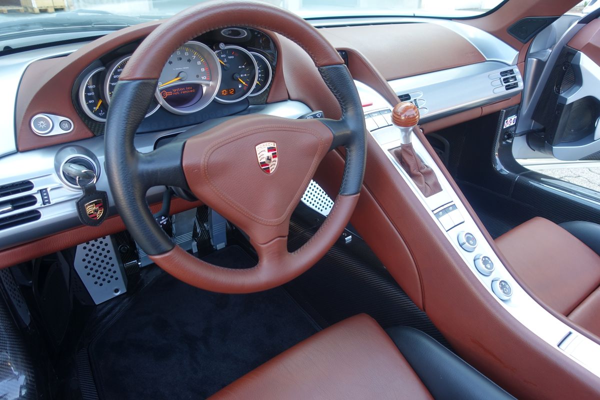 Porsche Carrera GT