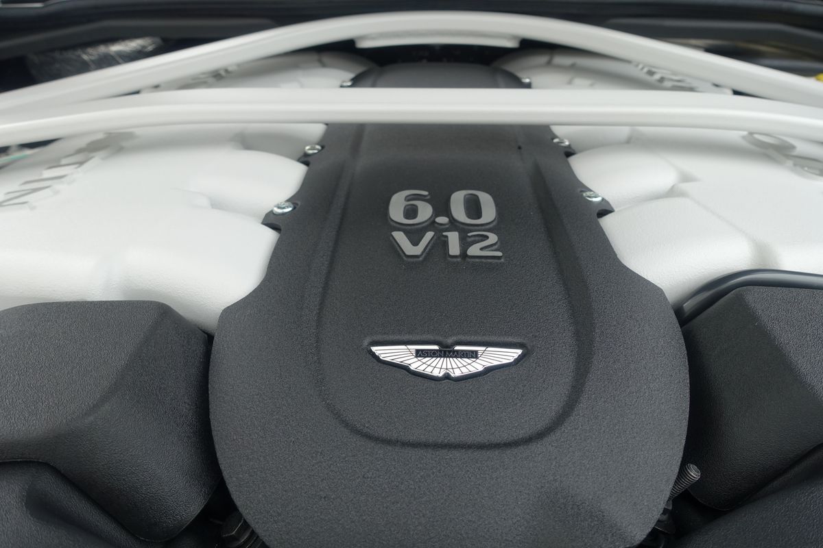 Aston Martin Vanquish