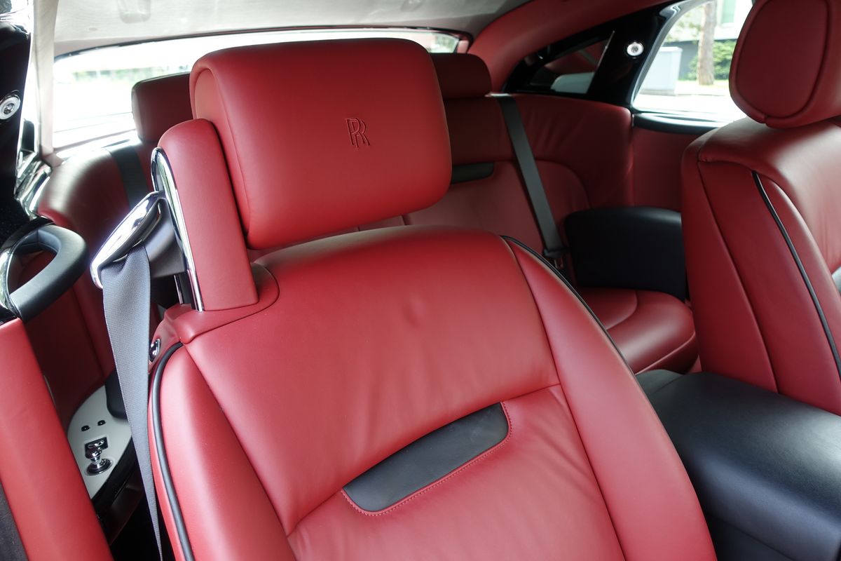 Rolls-Royce Phantom