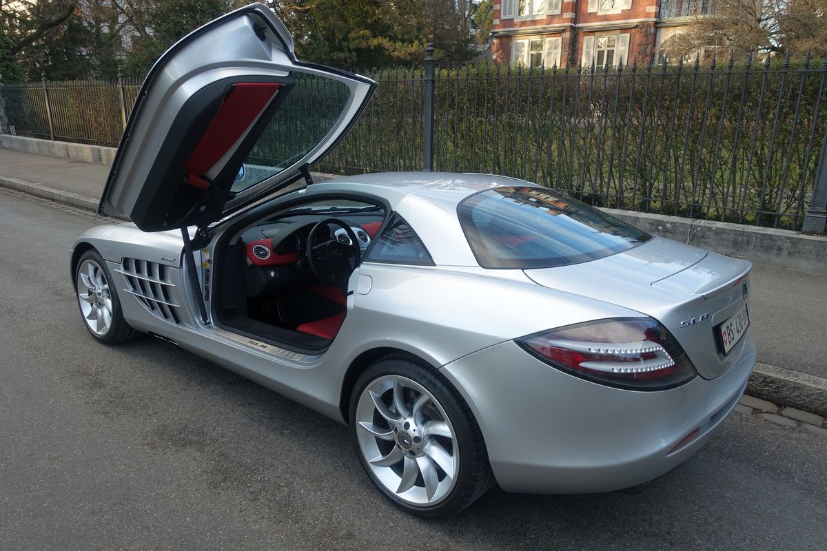 Mercedes-Benz SLR McLaren