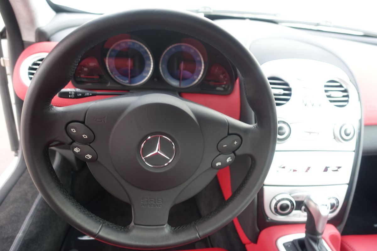 Mercedes-Benz SLR McLaren