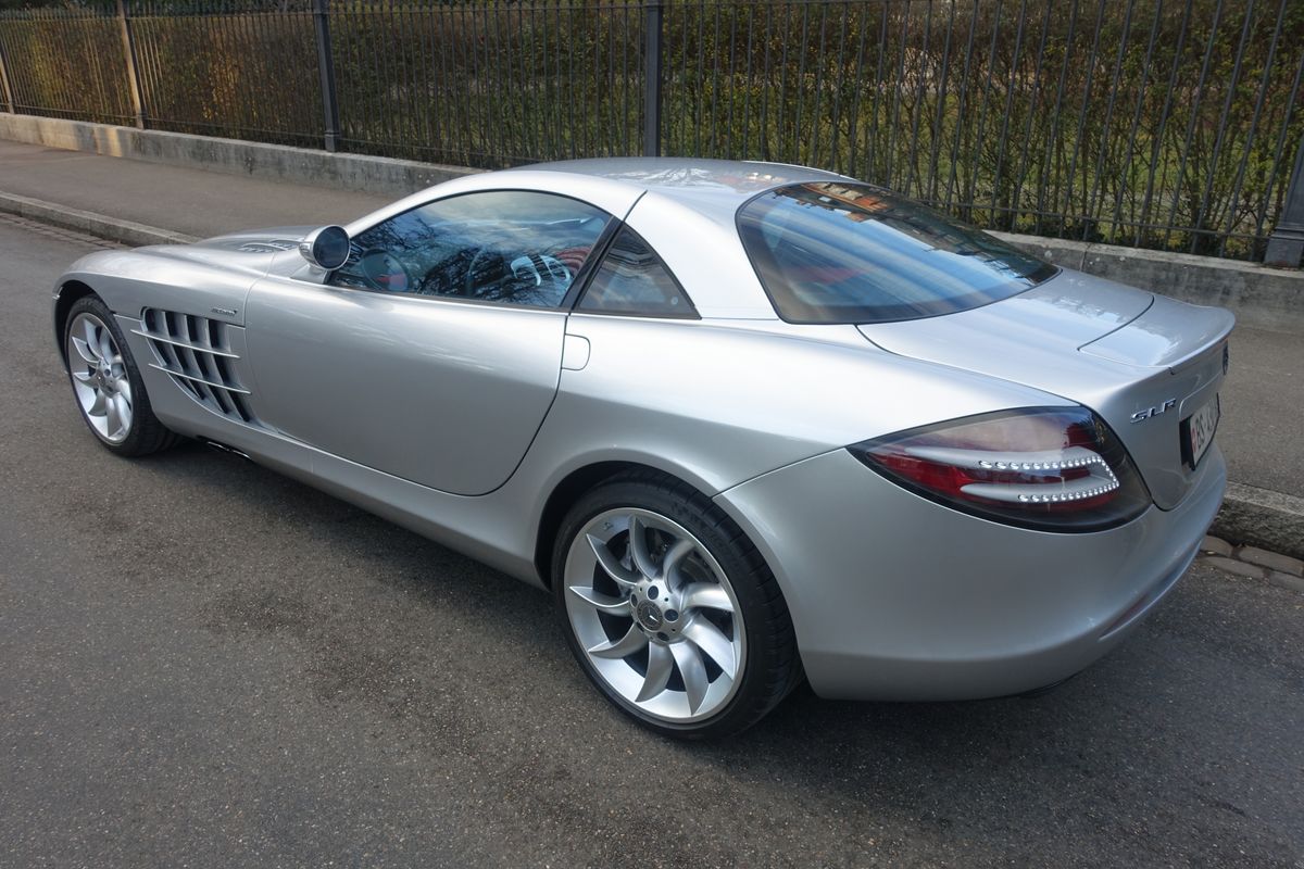 Mercedes-Benz SLR McLaren