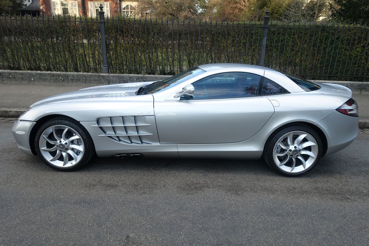 Mercedes-Benz SLR McLaren
