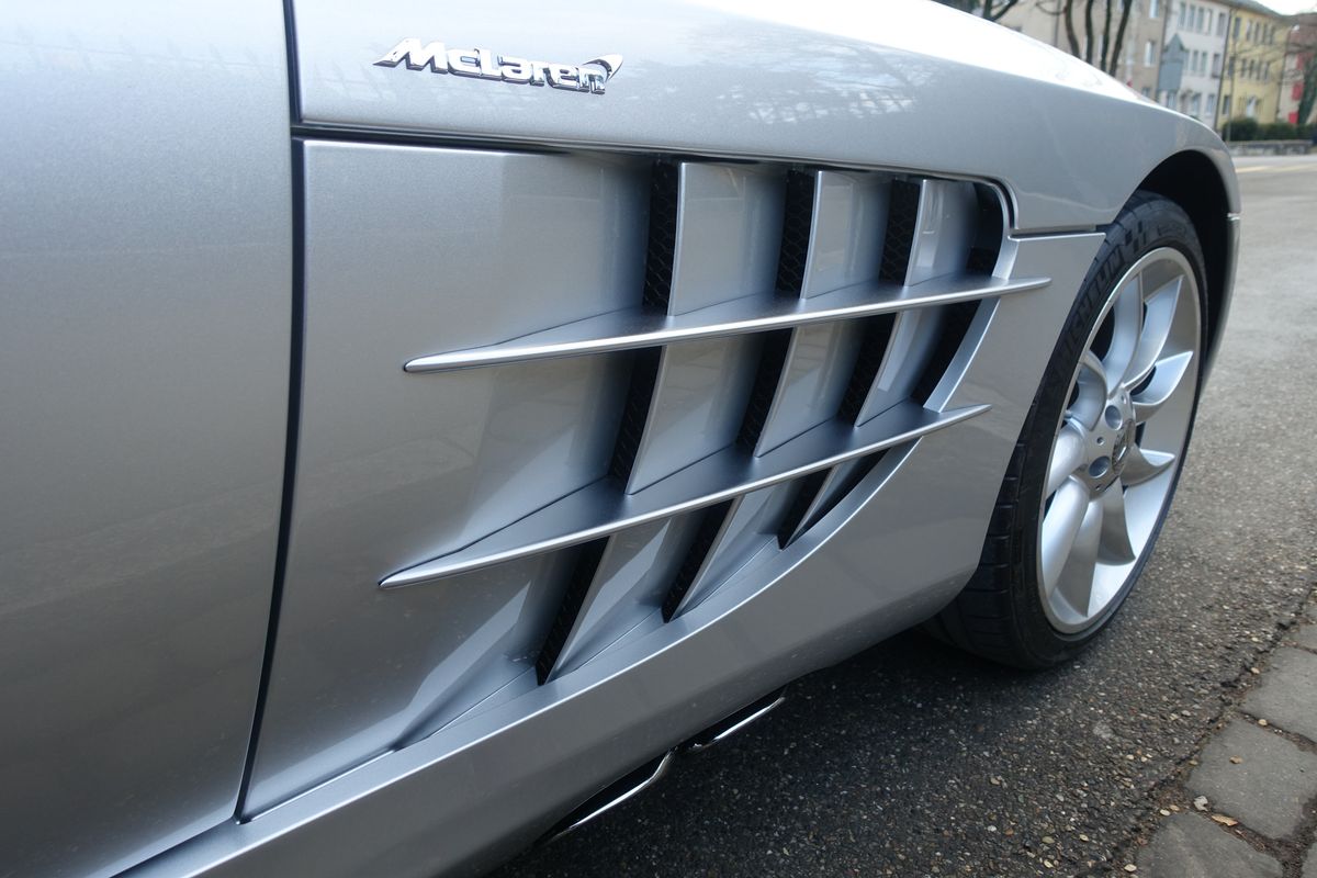 Mercedes-Benz SLR McLaren