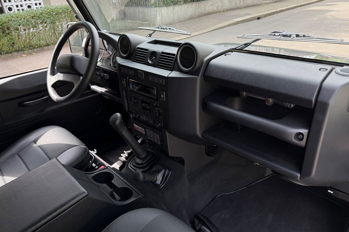 Land Rover Defender 110 TD4