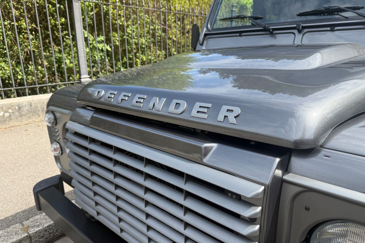 Land Rover Defender 110 TD4