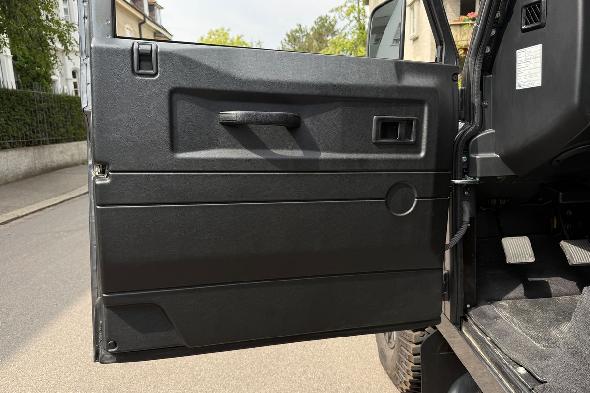 Land Rover Defender 110 TD4