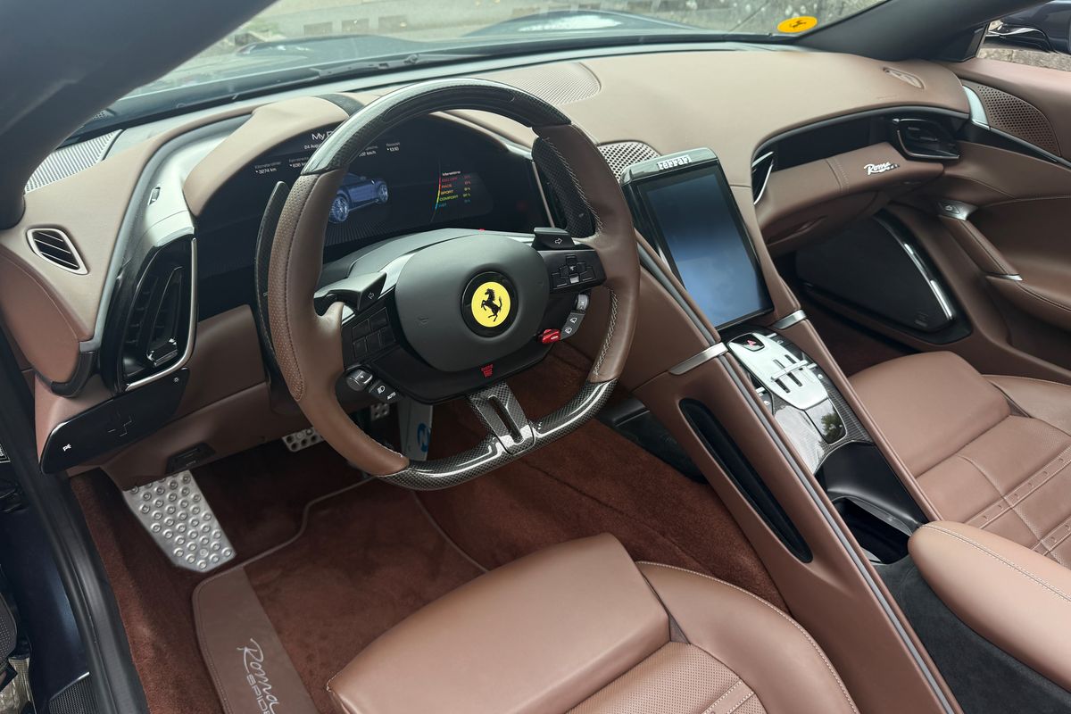 Ferrari Roma Spider