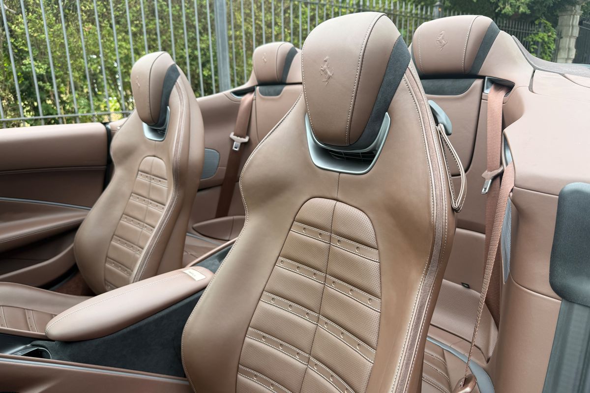 Ferrari Roma Spider