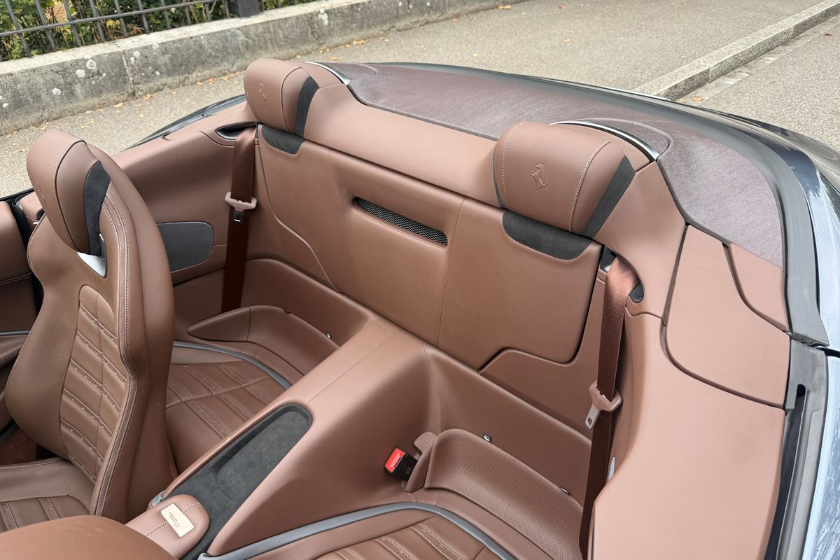 Ferrari Roma Spider