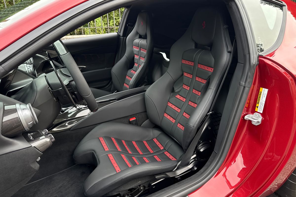 Ferrari 812 Competizione