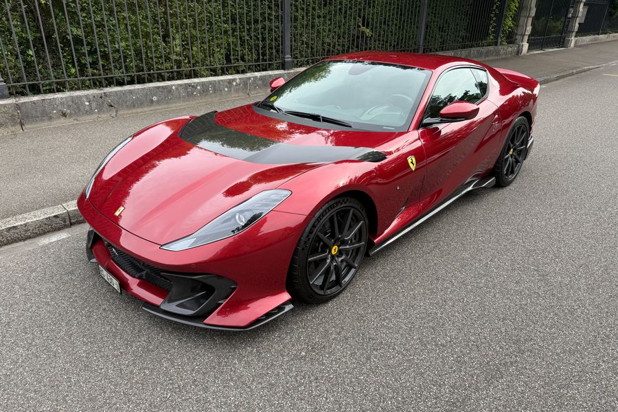 /de/stock/previously-sold/details/ferrari-812-competizione/811