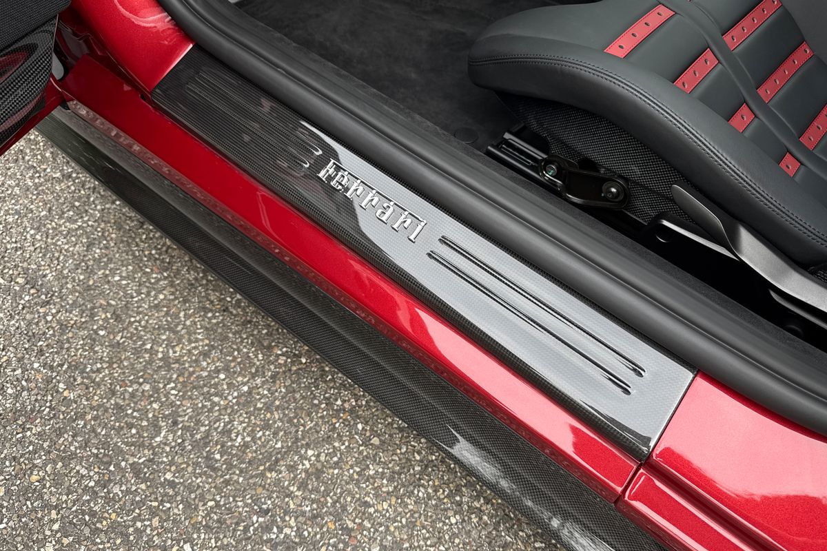 Ferrari 812 Competizione