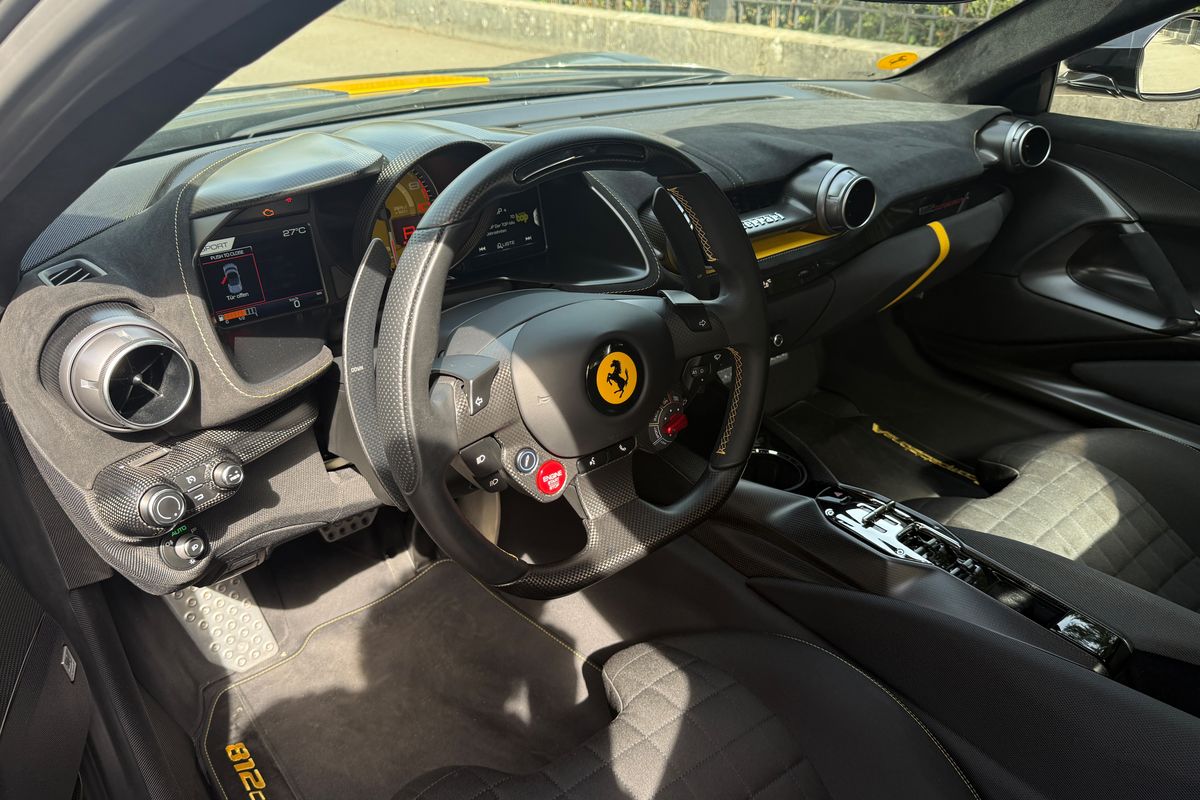 Ferrari 812 Competizione A
