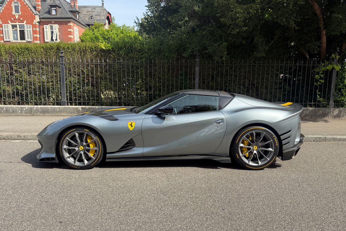 Ferrari 812 Competizione A