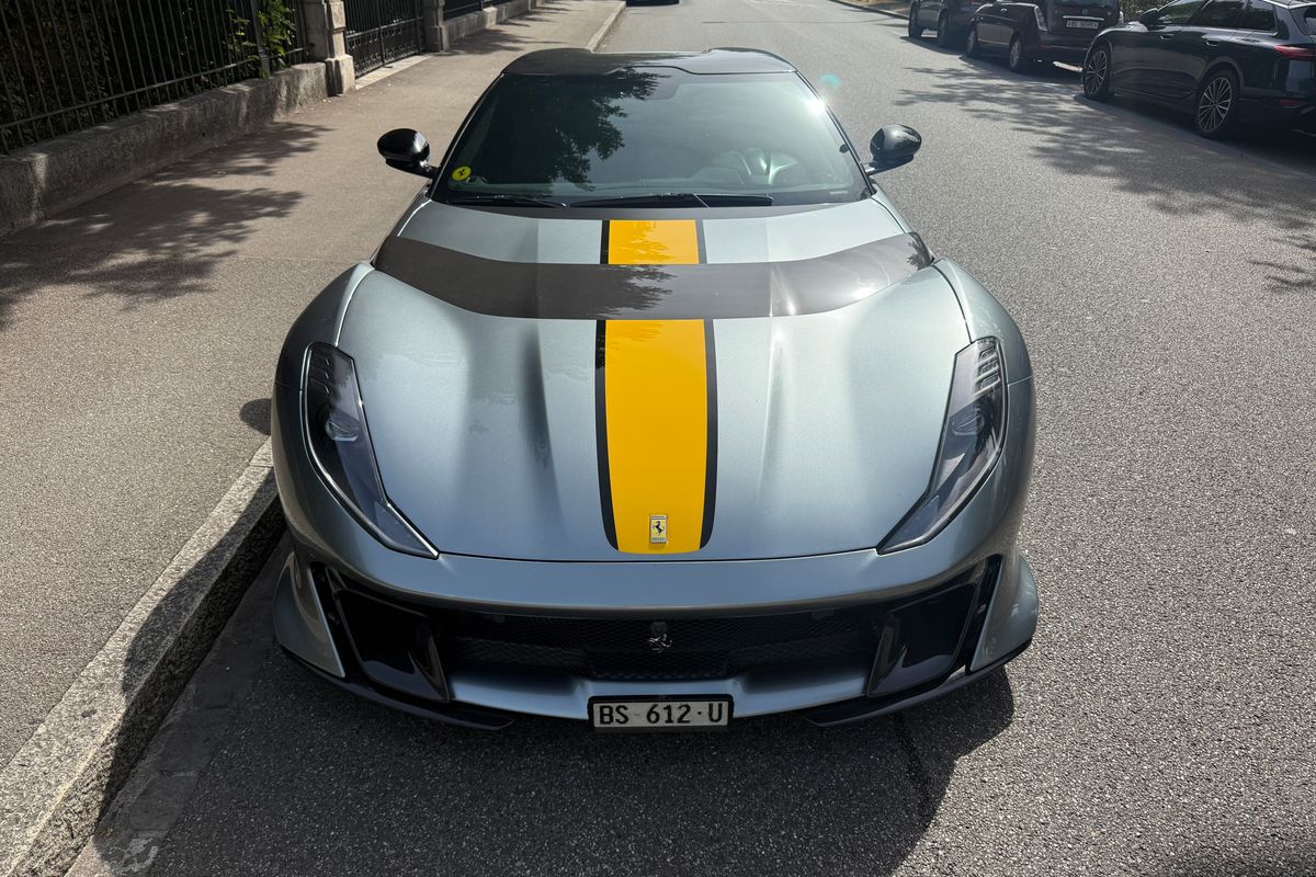 Ferrari 812 Competizione A