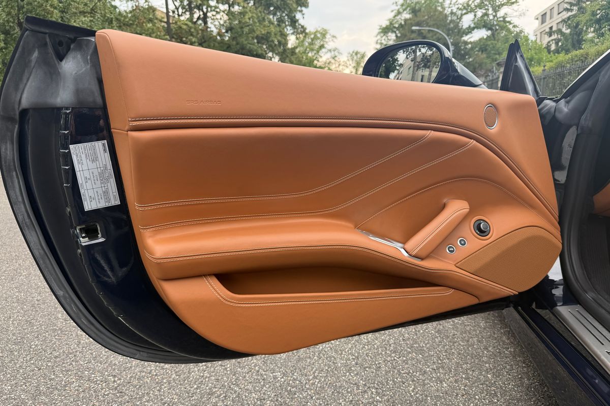 Ferrari California T