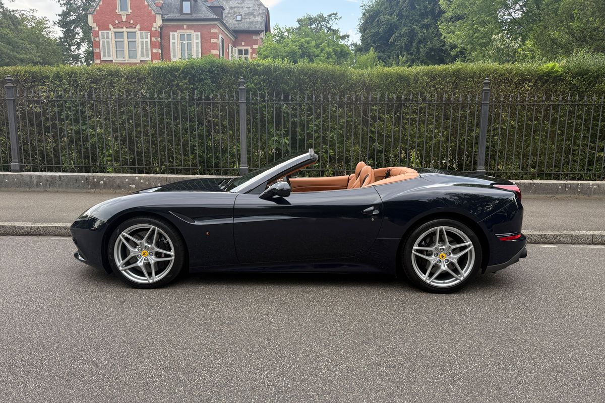 Ferrari California T