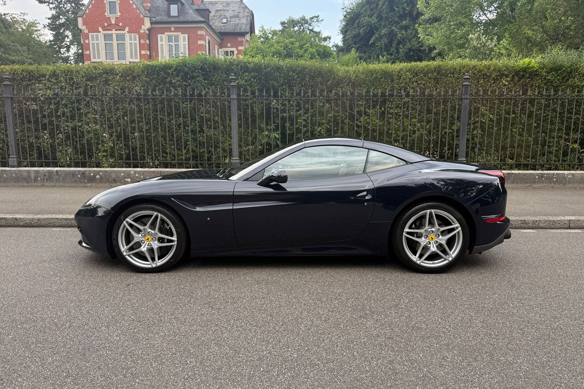 Ferrari California T