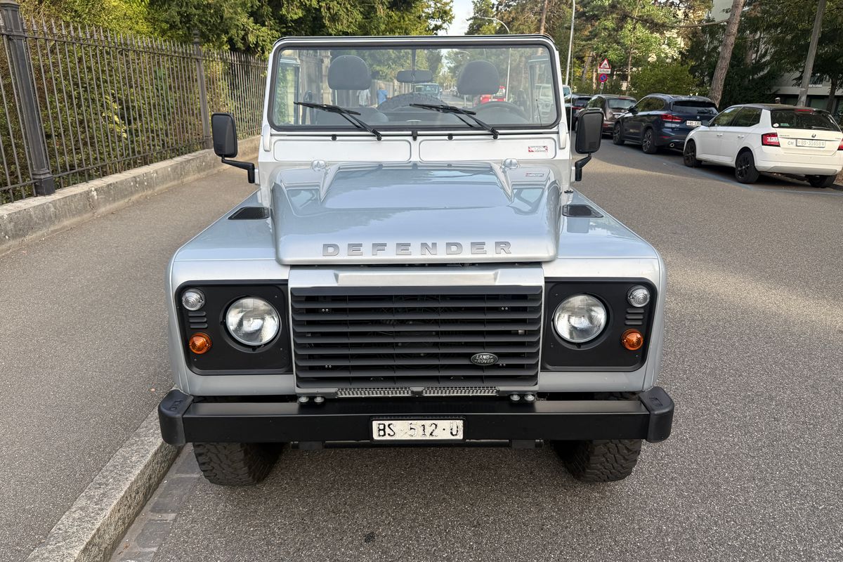 Land Rover Defender 90 Soft Top