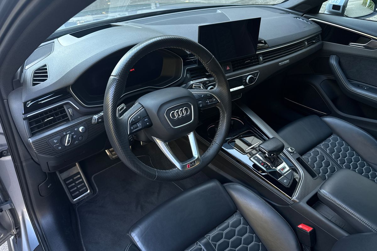 Audi RS4 Avant Quattro