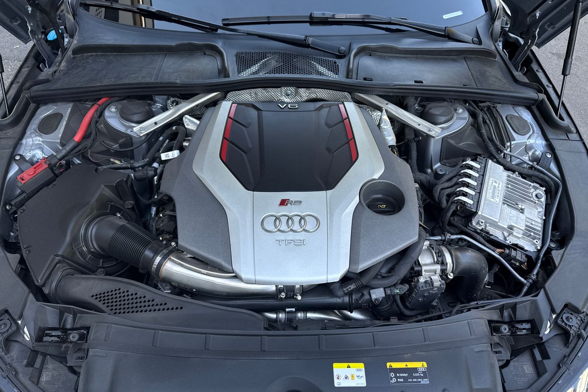 Audi RS4 Avant Quattro