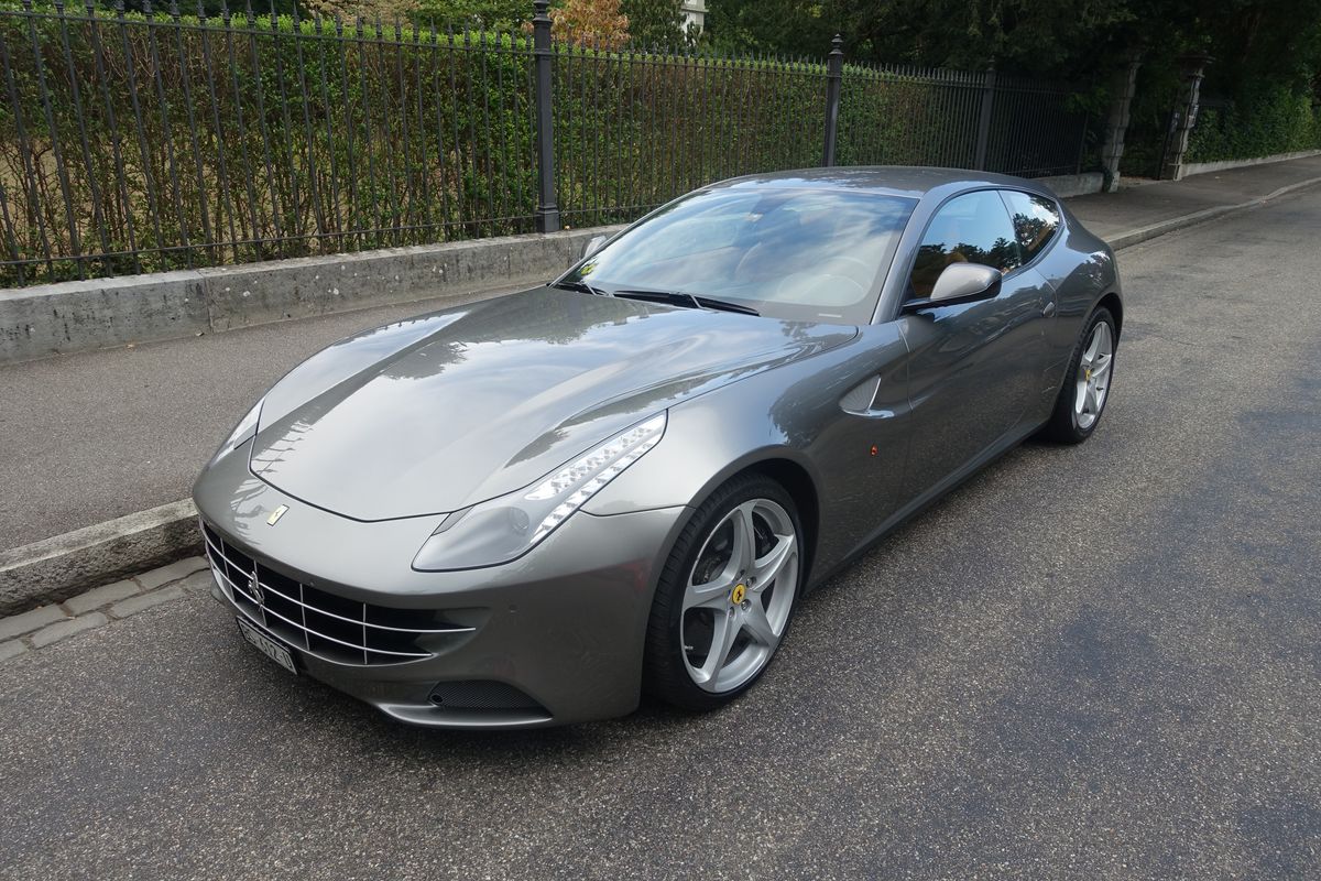 Ferrari FF