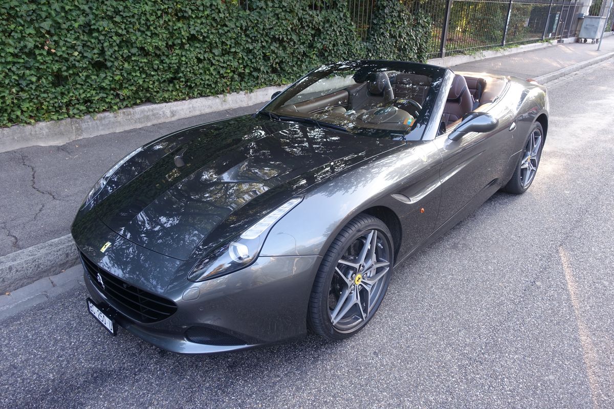 Ferrari California T