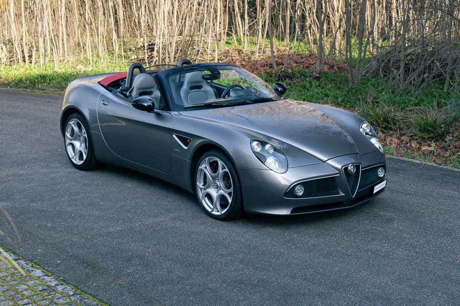 /de/stock/for-sale/details/alfa-romeo-8c-spider/767