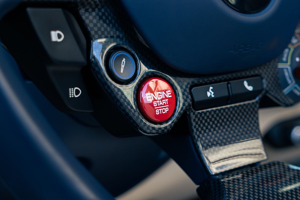 Ferrari 812 GTS