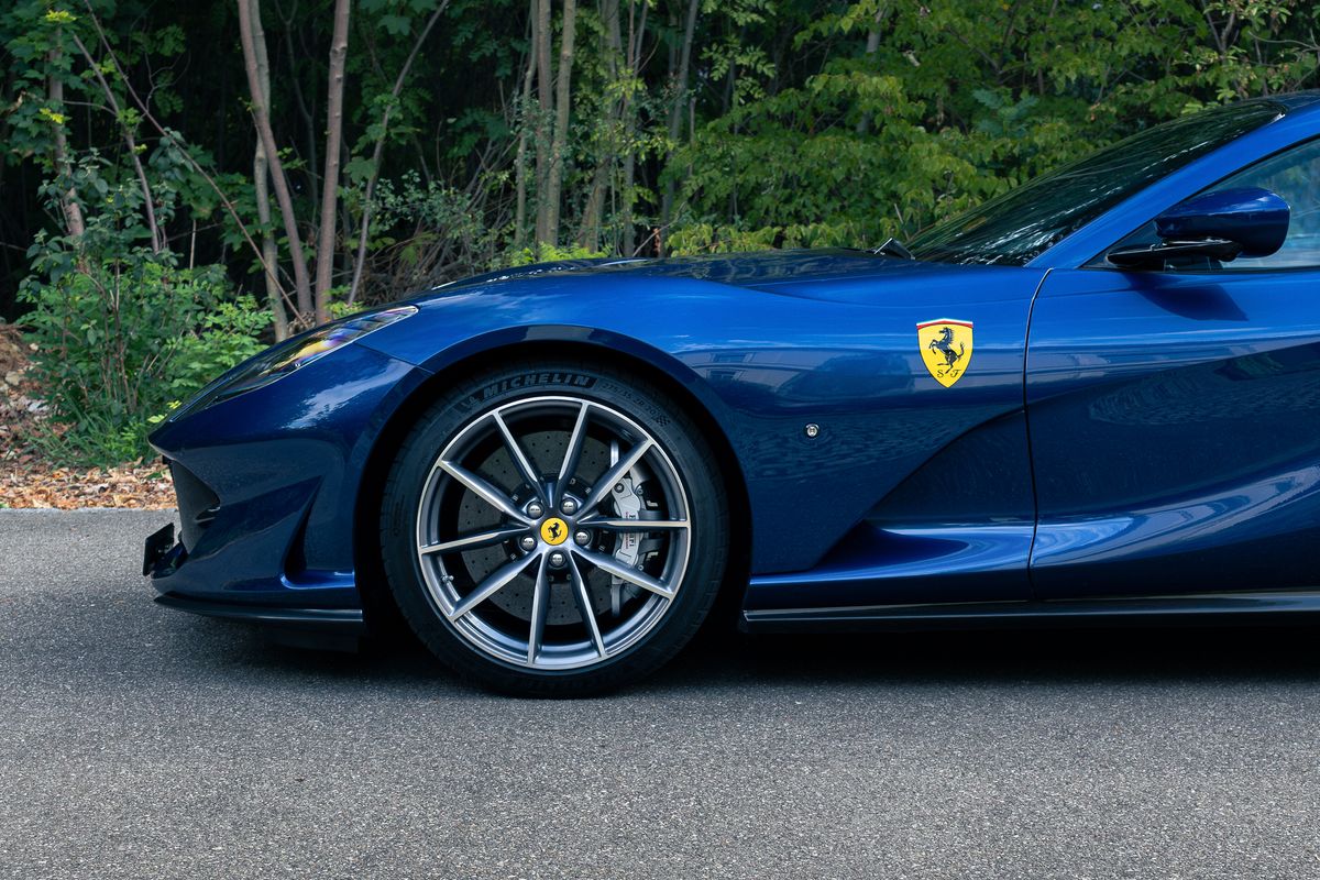 Ferrari 812 GTS