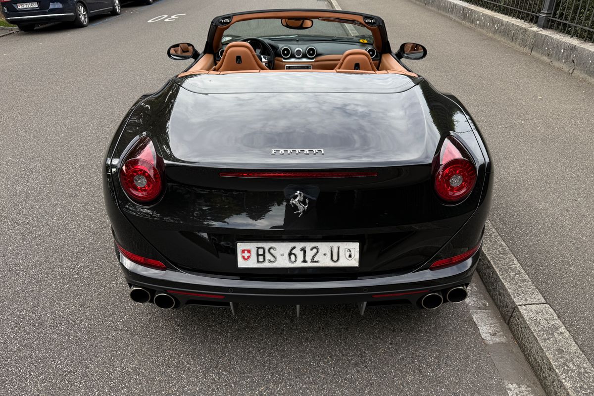 Ferrari California T