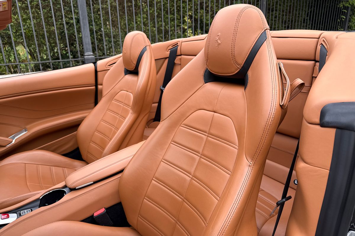 Ferrari California T