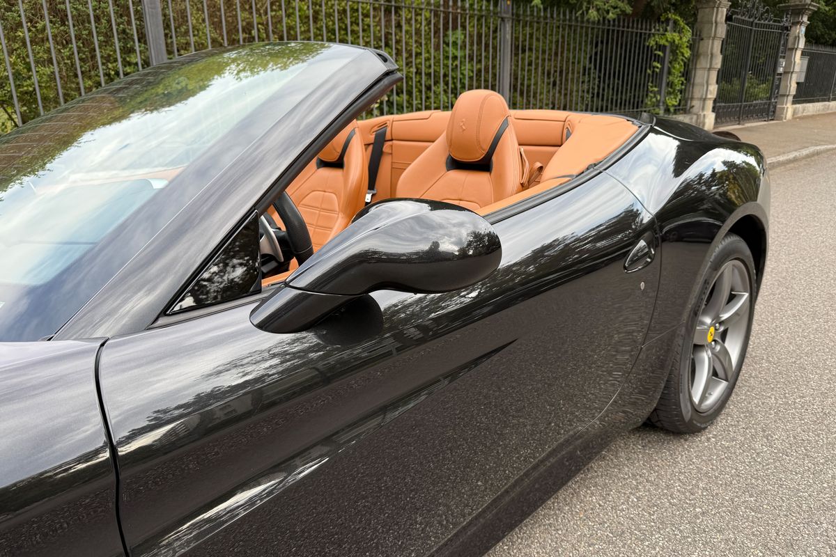 Ferrari California T