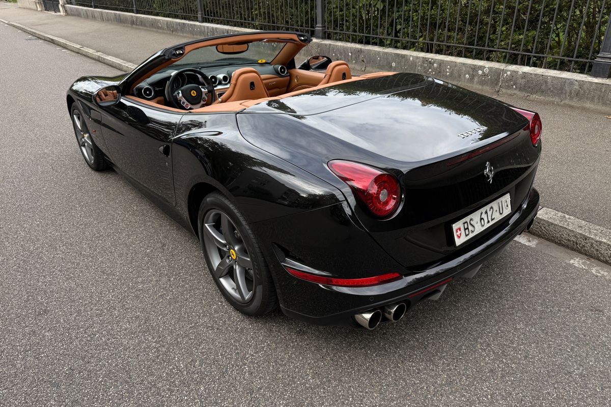 Ferrari California T