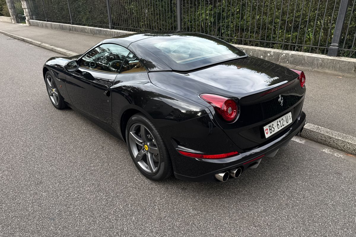 Ferrari California T