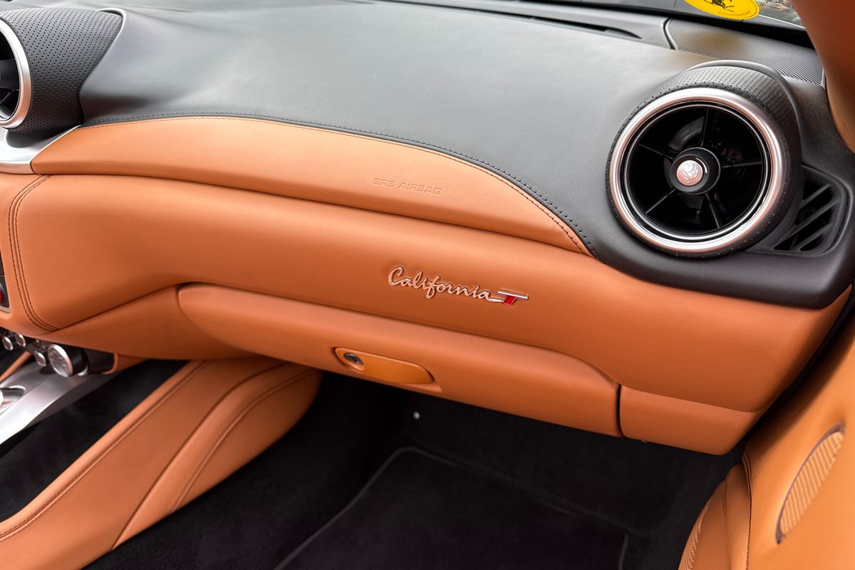 Ferrari California T