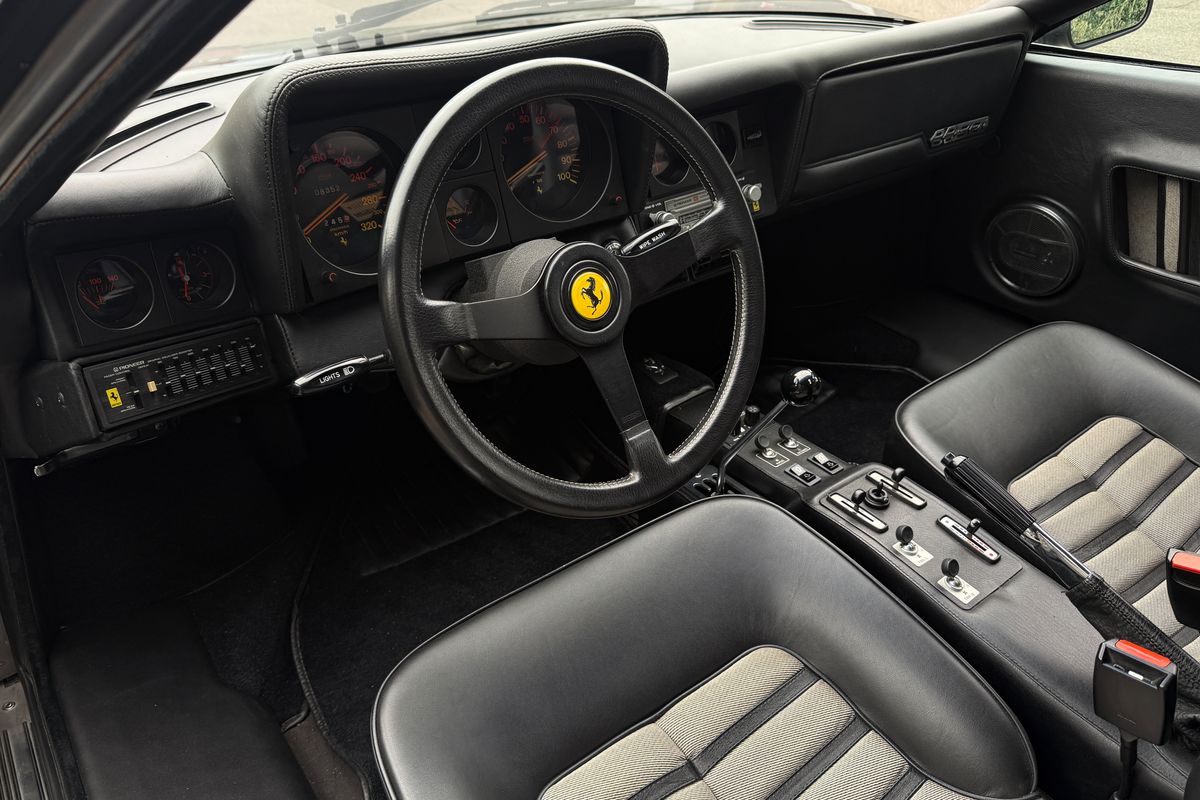 Ferrari 512 BBi