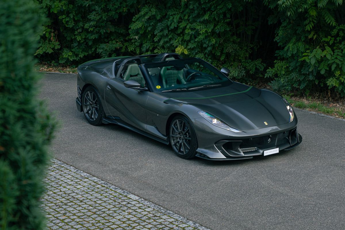Ferrari 812 Competizione A